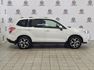 2013 Subaru Forester IV, белый, 1645000 рублей, вид 4