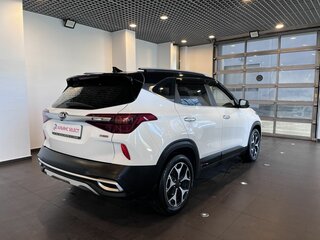2020 Kia Seltos I, белый, 2350000 рублей, вид 3