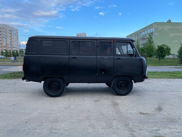 1998 УАЗ 3909, чёрный, 200000 рублей - вид 3