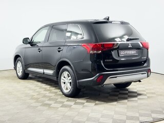 2019 Mitsubishi Outlander III Рестайлинг 3, чёрный, 1849000 рублей, вид 2