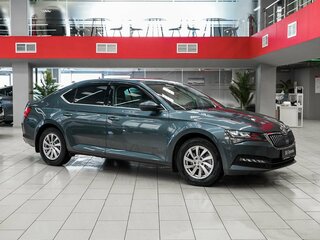 2021 Skoda Superb III Рестайлинг, серый, 2290000 рублей, вид 3