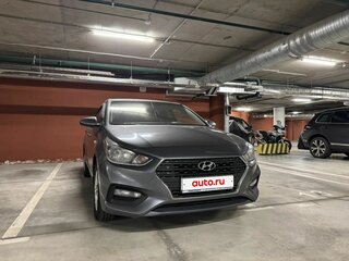 2018 Hyundai Solaris II, серый, 1500000 рублей, вид 1