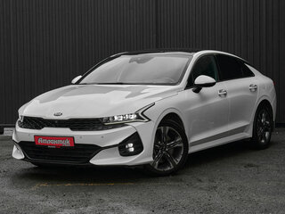 2021 Kia K5 III, белый, 2715000 рублей, вид 1