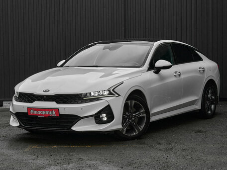 Kia K5 III