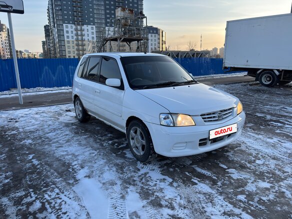 2001 Mazda Demio I (DW), белый, 210000 рублей - вид 2