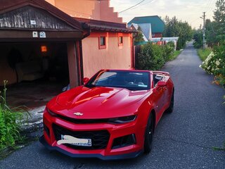 2019 Chevrolet Camaro 10-speed VI Рестайлинг, красный, 4900000 рублей, вид 2