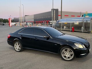 2012 Mercedes-Benz E-Класс 200 7G-Tronic IV (W212, S212, C207), чёрный, 1350000 рублей, вид 3