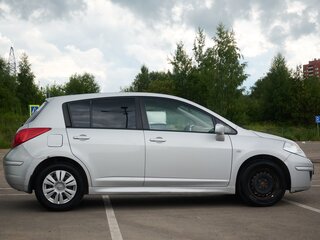 2010 Nissan Tiida I, серый, 550000 рублей, вид 2
