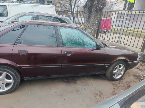 1993 Audi 80 V (B4), красный - вид 6
