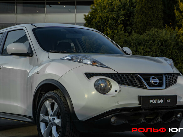 2011 Nissan Juke I, белый - вид 14