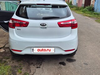 2014 Kia Rio III, белый, 800000 рублей, вид 4