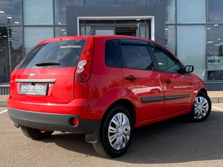 2007 Ford Fiesta Mk5, красный, 315000 рублей, вид 4