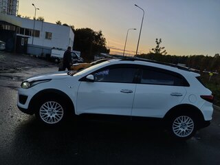 2018 Kia Rio X-Line IV, белый, 950000 рублей, вид 4