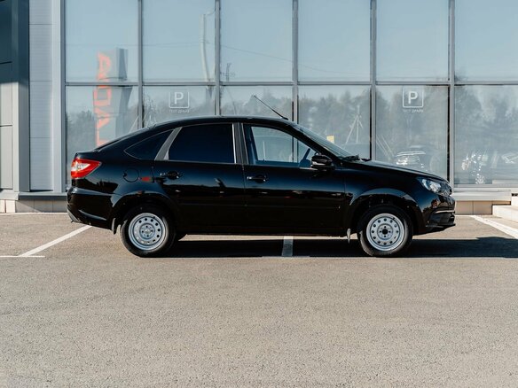 2026 Lada (ВАЗ) Granta I Рестайлинг, чёрный - вид 10