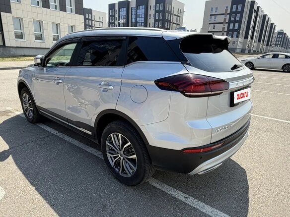 2023 Geely Atlas Pro, серый, 2900000 рублей - вид 6