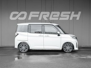 2021 Toyota Roomy I Рестайлинг, белый, 1540000 рублей, вид 5