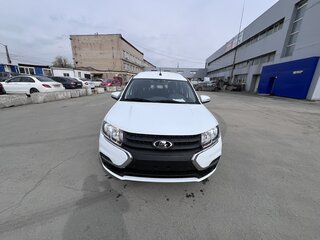 2026 Lada (ВАЗ) Largus I Рестайлинг, белый, 1637000 рублей, вид 1