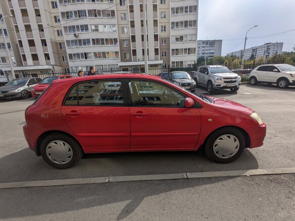 2005 Toyota Corolla IX (E120, E130) Рестайлинг, красный, 480000 рублей - вид 3