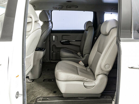 2019 Kia Carnival III, белый - вид 27
