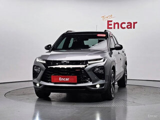 2023 Chevrolet TrailBlazer III, серый, 1490000 рублей, вид 3