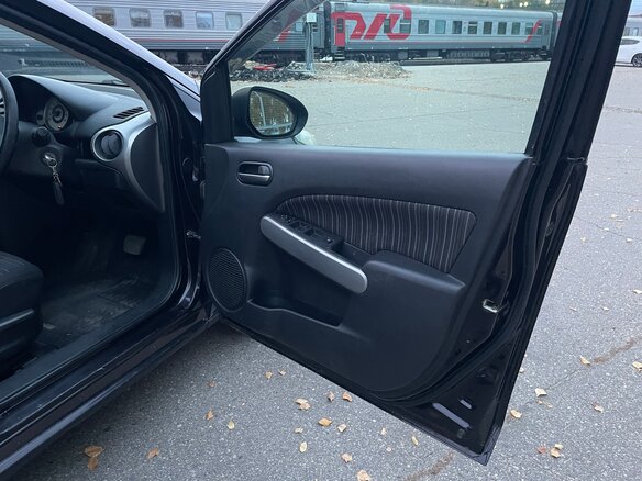 2009 Mazda Demio III (DE), фиолетовый, 620000 рублей - вид 13