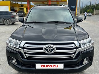 2015 Toyota Land Cruiser 200 Series Рестайлинг 2, чёрный, 4600000 рублей, вид 1