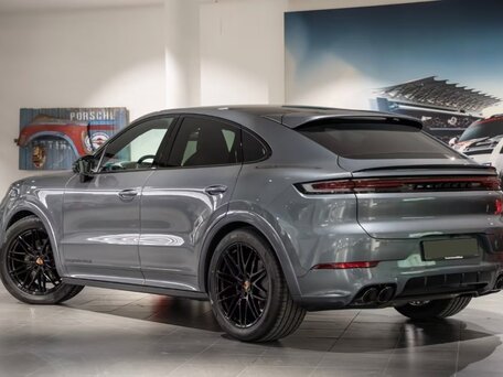 2026 Porsche Cayenne Coupé III Рестайлинг, серый, 16207000 рублей, вид 4