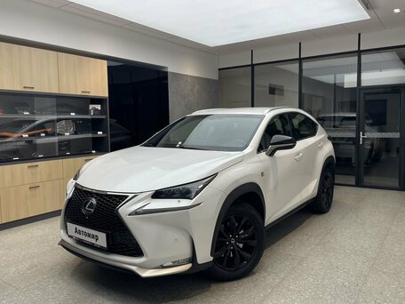 Lexus NX I