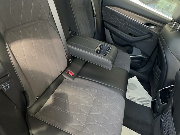 2026 Geely Monjaro I, белый, 4954990 рублей - вид 8