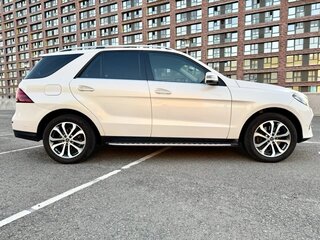 2015 Mercedes-Benz GLE 400 I (W166), белый, 3300000 рублей, вид 1