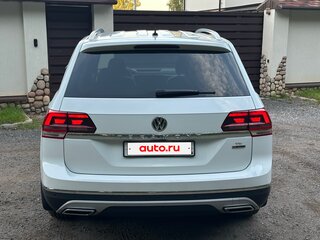 2019 Volkswagen Teramont I, белый, 3620000 рублей, вид 4