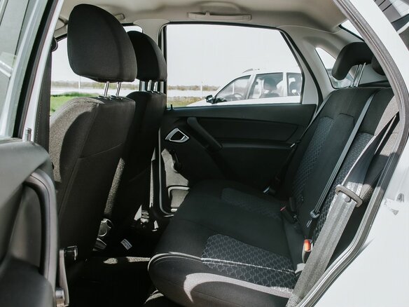 2026 Lada (ВАЗ) Granta I Рестайлинг, белый, 1068000 рублей - вид 12