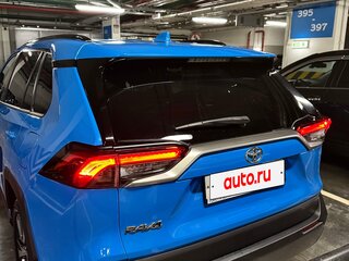 2019 Toyota RAV4 V (XA50), синий, 2550000 рублей, вид 4