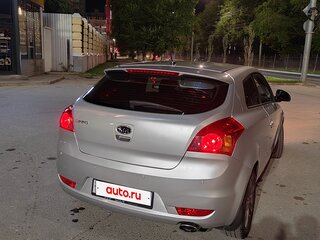 2009 Kia Ceed I, серебристый, 745000 рублей, вид 4