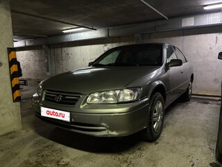 2001 Toyota Camry IV (XV20) Рестайлинг, серый, 600000 рублей, вид 3