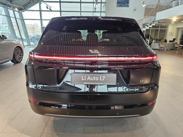 2025 Li Auto (Lixiang) L7 52.3 kWh I Рестайлинг, чёрный, 10690000 рублей - вид 5