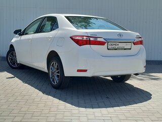 2014 Toyota Corolla XI (E160, E170, E180), белый, 1299000 рублей, вид 3