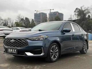 2021 Ford Escort VI Рестайлинг 2, синий, 959000 рублей, вид 1