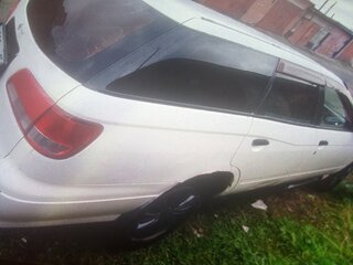 2002 Nissan Expert, белый, 300000 рублей, вид 1