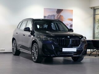2026 BMW X1 Long 25Li xDrive III (U11/U12), чёрный, 5720000 рублей, вид 3