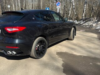 2017 Maserati Levante Diesel I, чёрный, 4300000 рублей, вид 2