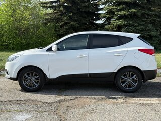 2014 Hyundai ix35 I Рестайлинг, белый, 1150000 рублей, вид 3