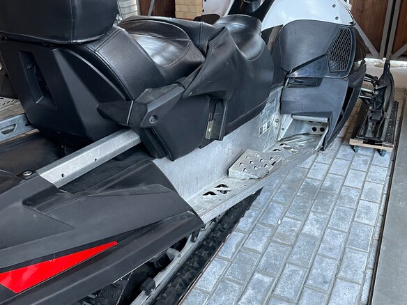 2009 Arctic Cat TZ1, белый, 950000 рублей - вид 2