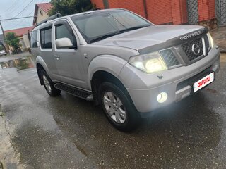 2005 Nissan Pathfinder III, серый, 1000000 рублей, вид 2