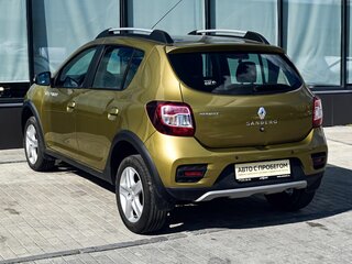 2017 Renault Sandero Stepway II, зелёный, 1219000 рублей, вид 3