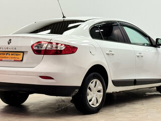 2013 Renault Fluence I Рестайлинг, белый, 525000 рублей, вид 4