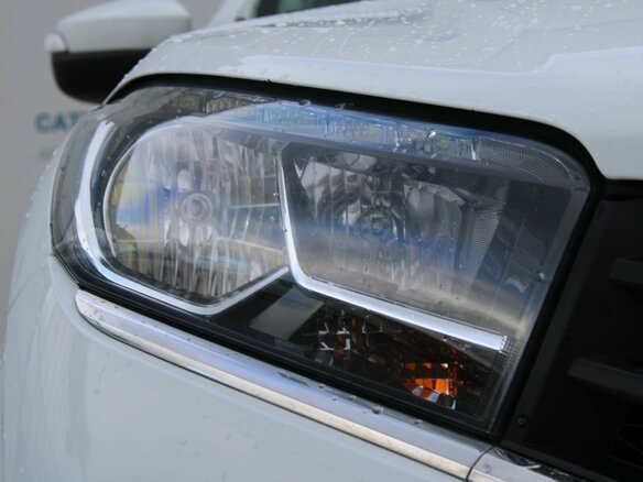 2018 Lada (ВАЗ) XRAY I, белый, 900000 рублей - вид 3