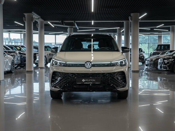 2026 Volkswagen Tiguan L Pro III (China Market), бежевый - вид 2