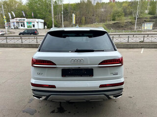 2020 Audi Q7 45 TDI II (4M) Рестайлинг, белый, 6950000 рублей, вид 5