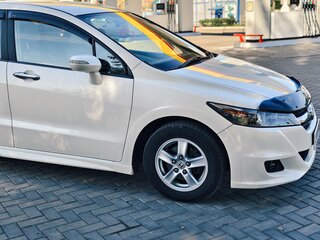 2010 Honda Stream II Рестайлинг, белый, 1249000 рублей, вид 2